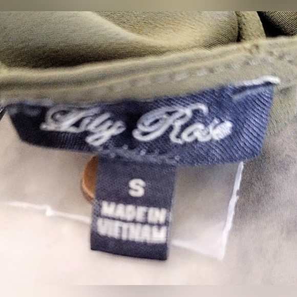 Lily Rose Olive Green Romper Size Small - New With Tags - Picture 3 of 4